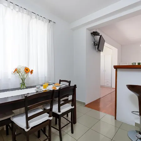 N&n Apartment