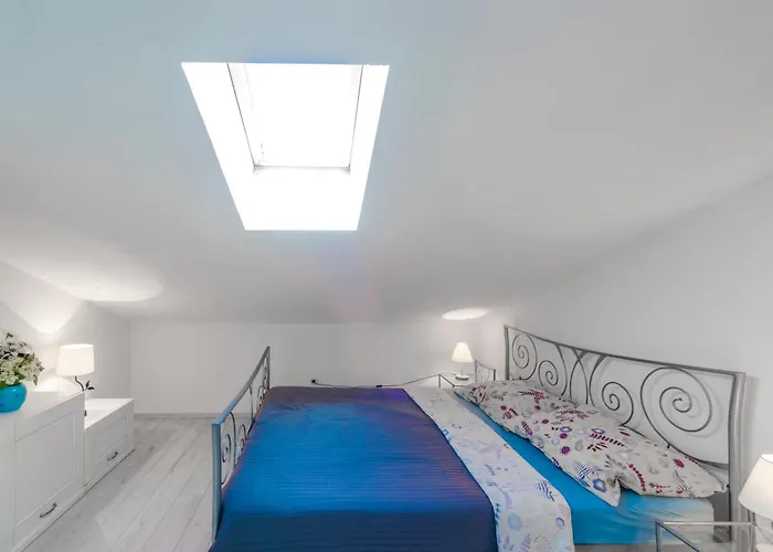 Διαμέρισμα N&n