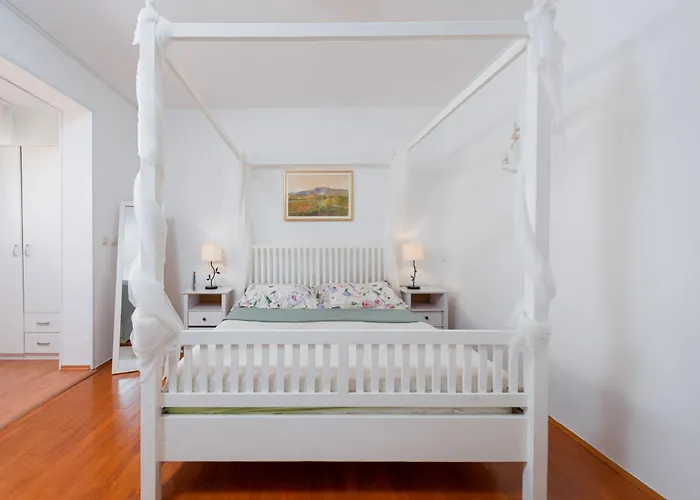 N&n Ντουμπρόβνικ