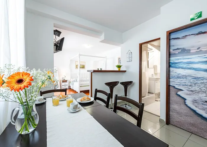 N&n Διαμέρισμα *